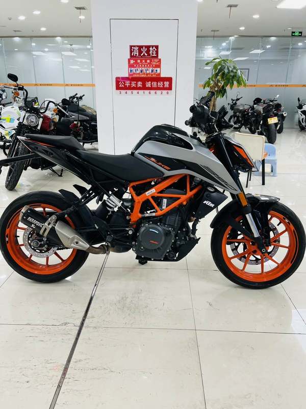 二手KTMR2R390 Duke