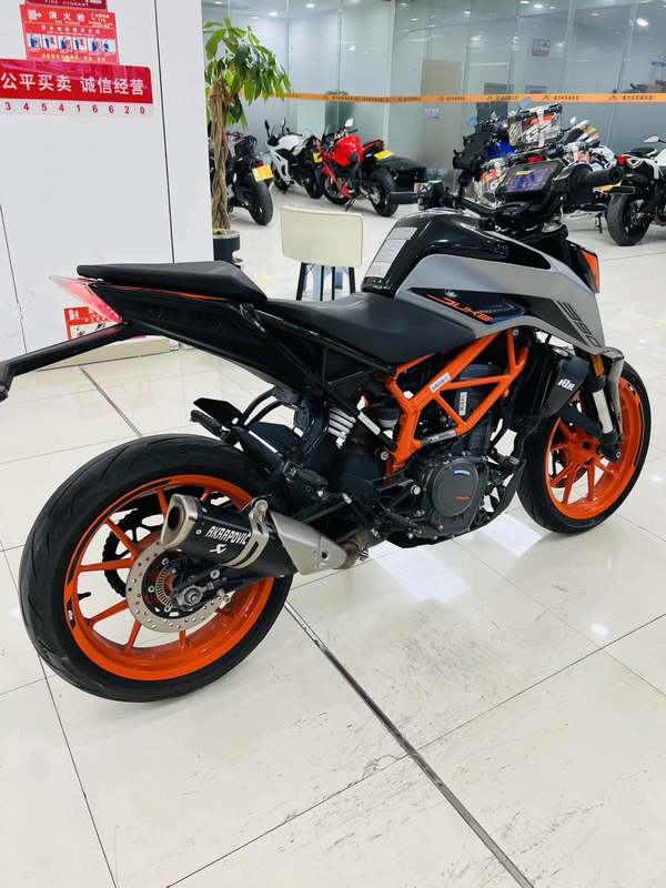 二手KTMR2R390 Duke
