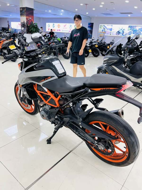 二手KTMR2R390 Duke