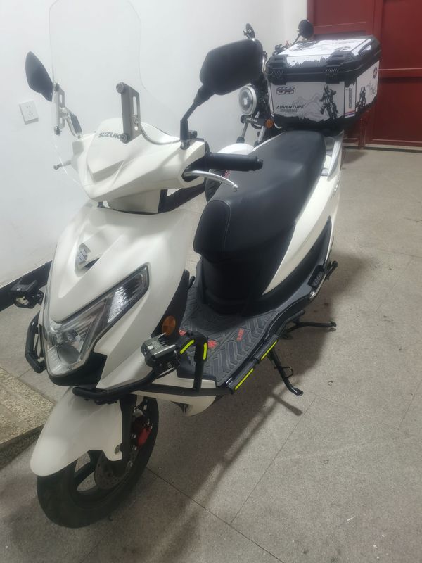 二手济南铃木优驿 UE125T