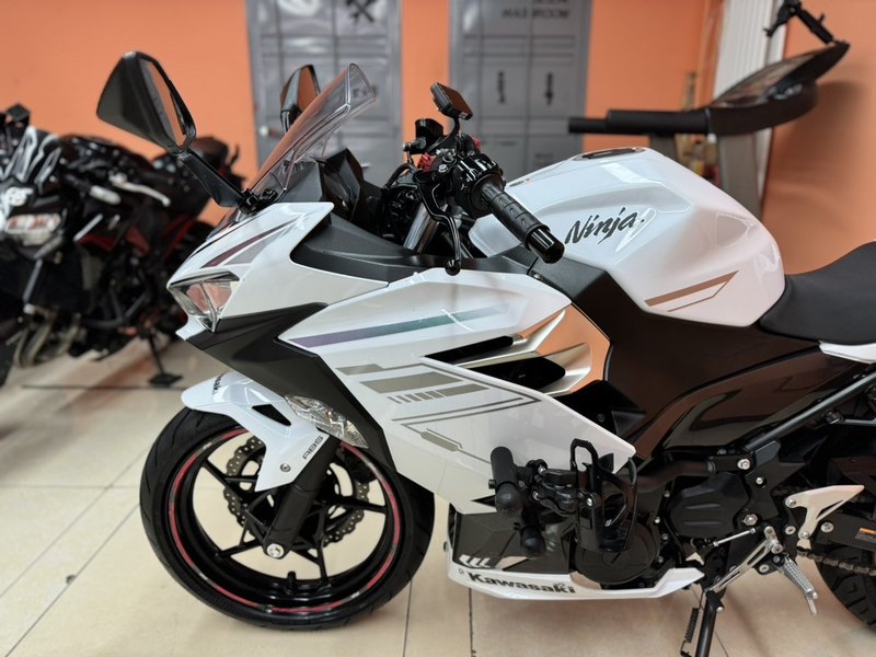 二手川崎Ninja 400