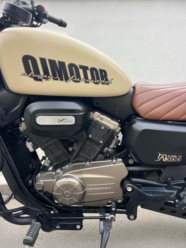 二手QJMOTOR闪300