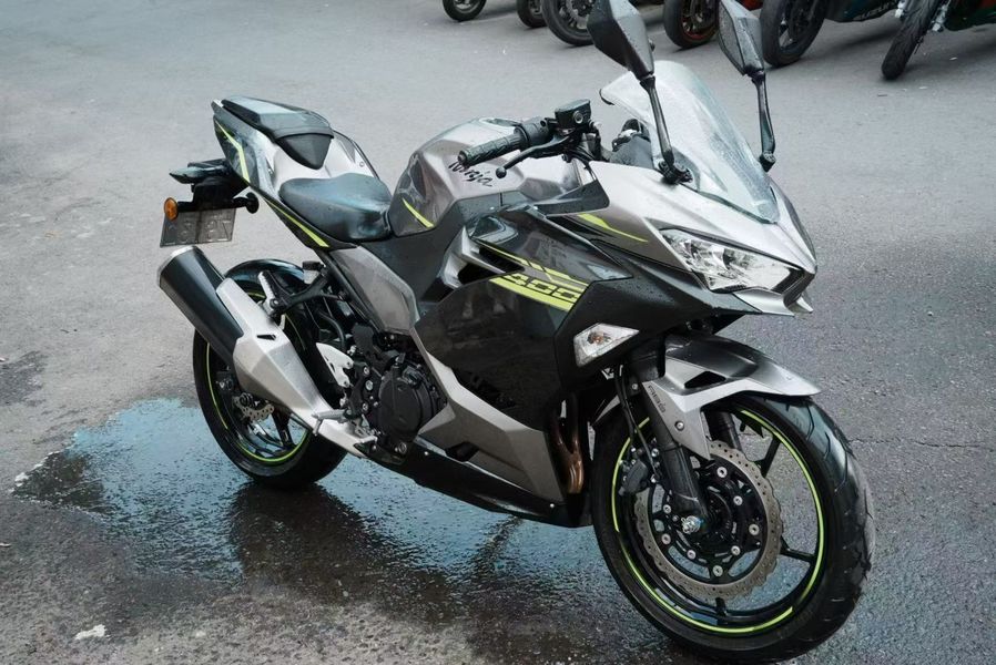 二手川崎Ninja 400