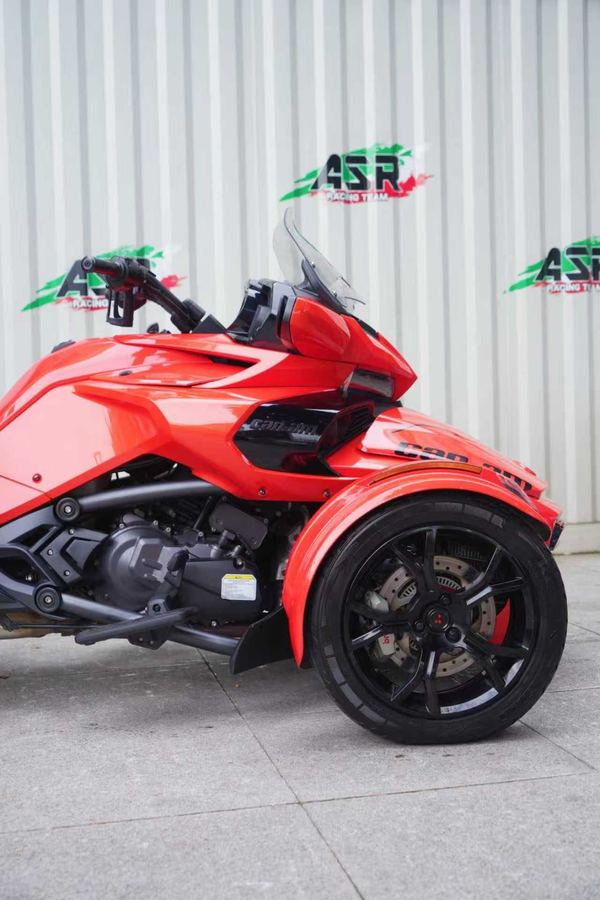 二手庞巴迪Spyder F3 