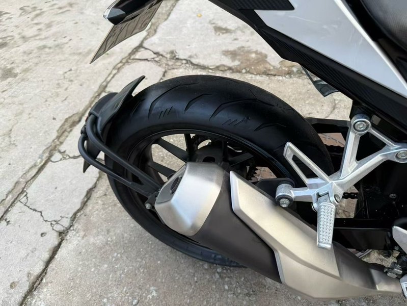 二手本田CB400F