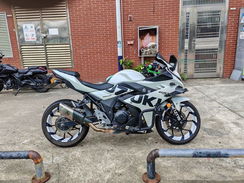 二手豪爵铃木GSX250R