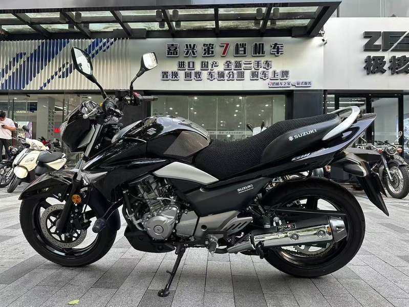 二手豪爵铃木骊驰 GW250