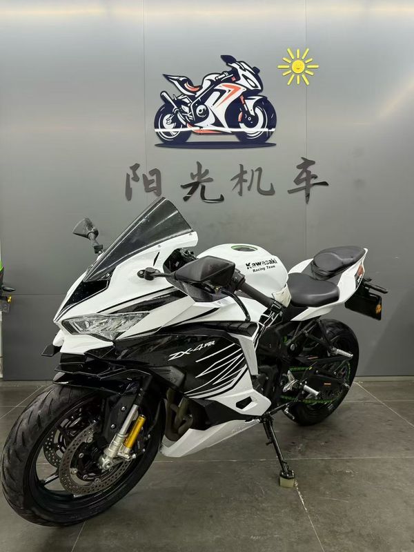 二手川崎ZX-4R