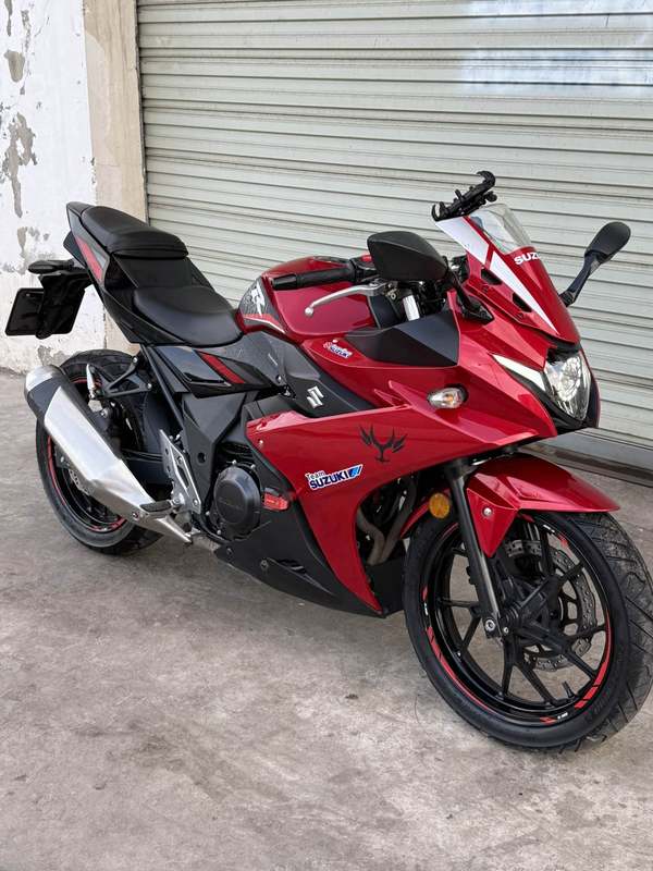二手豪爵铃木GSX250R