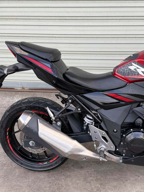 二手豪爵铃木GSX250R