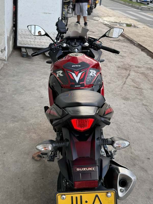 二手豪爵铃木GSX250R