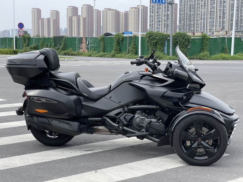 二手庞巴迪Spyder F3 
