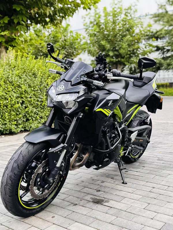 二手川崎Z900
