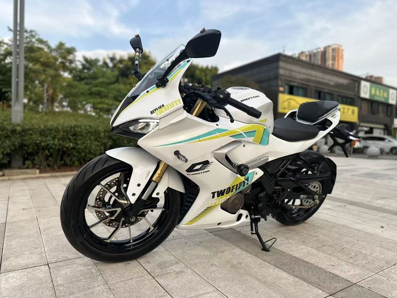 二手QJMOTOR赛250