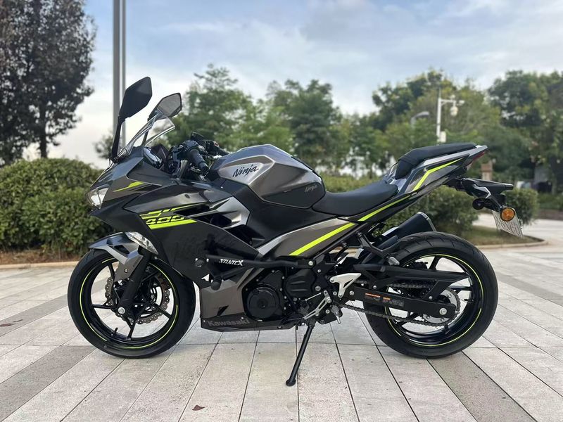 二手川崎Ninja 400