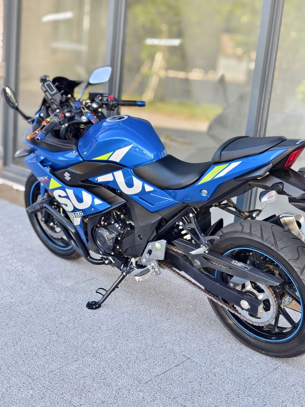 二手豪爵铃木GSX250R