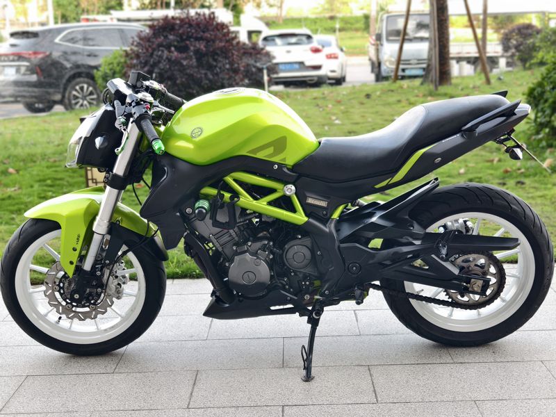 二手贝纳利蓝宝龙 BN302S