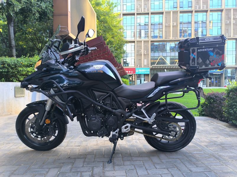 二手贝纳利金鹏 TRK502