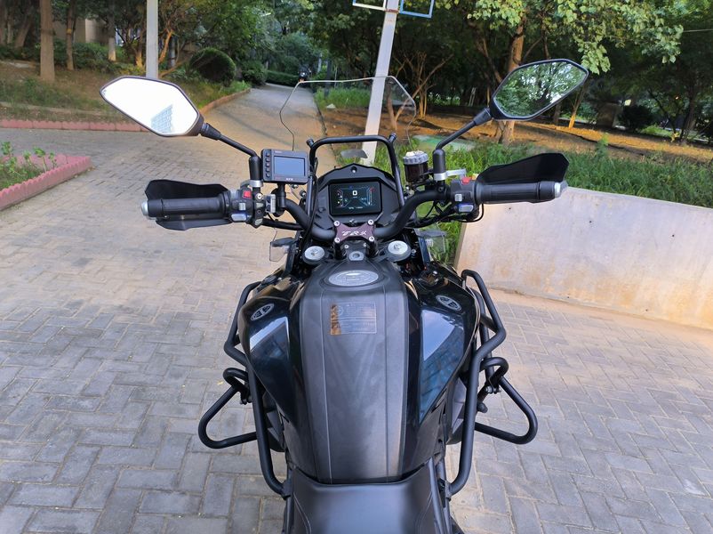 二手贝纳利金鹏 TRK502
