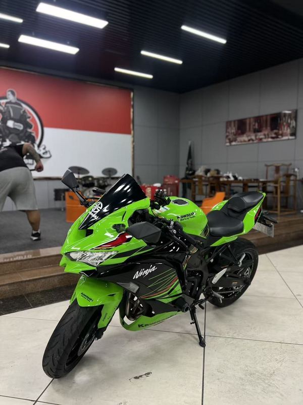 二手川崎ZX-4R