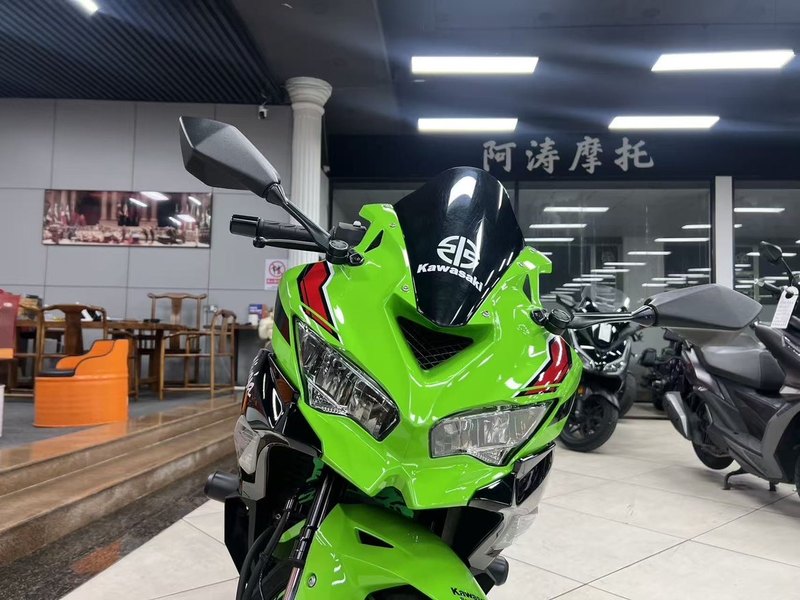 二手川崎ZX-4R