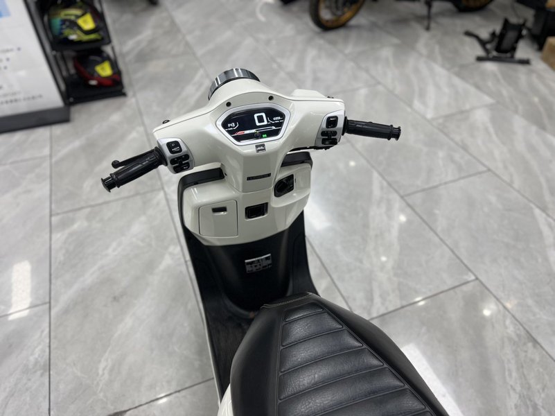 二手新大洲本田NS125LA