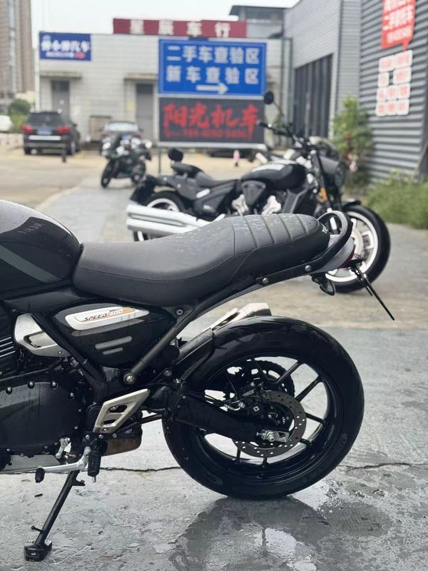 二手凯旋Speed 400