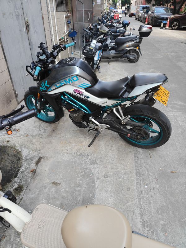 二手春风250NK