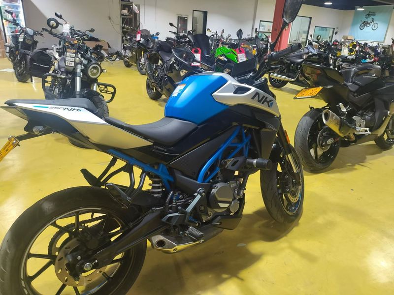 二手春风250NK