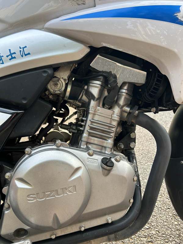 二手豪爵铃木骊驰 GW250