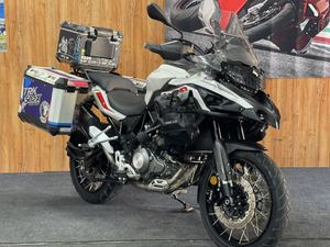 二手贝纳利金鹏 TRK502