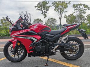 二手本田CBR400R