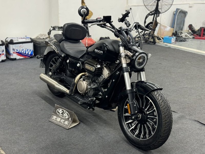 二手奔达Rock300 灰石