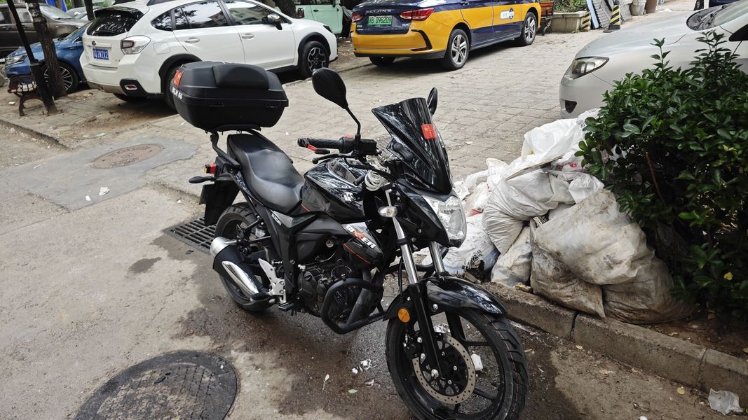 二手济南铃木极客飒 Gixxer 155 NK
