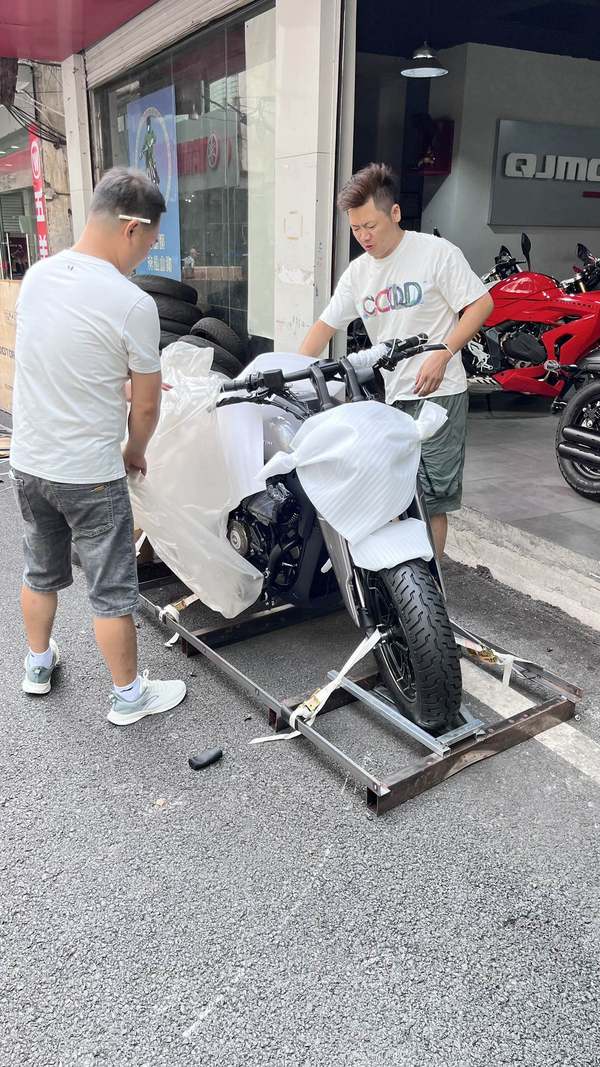 二手QJMOTOR闪400