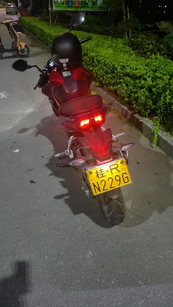 二手五羊本田CB190R 暴锋眼