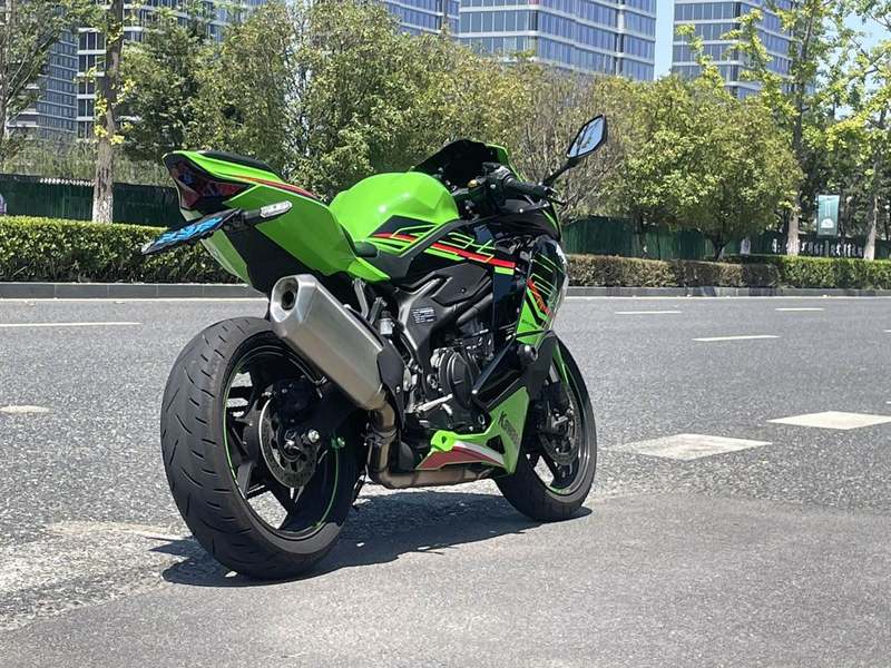 二手川崎ZX-4R