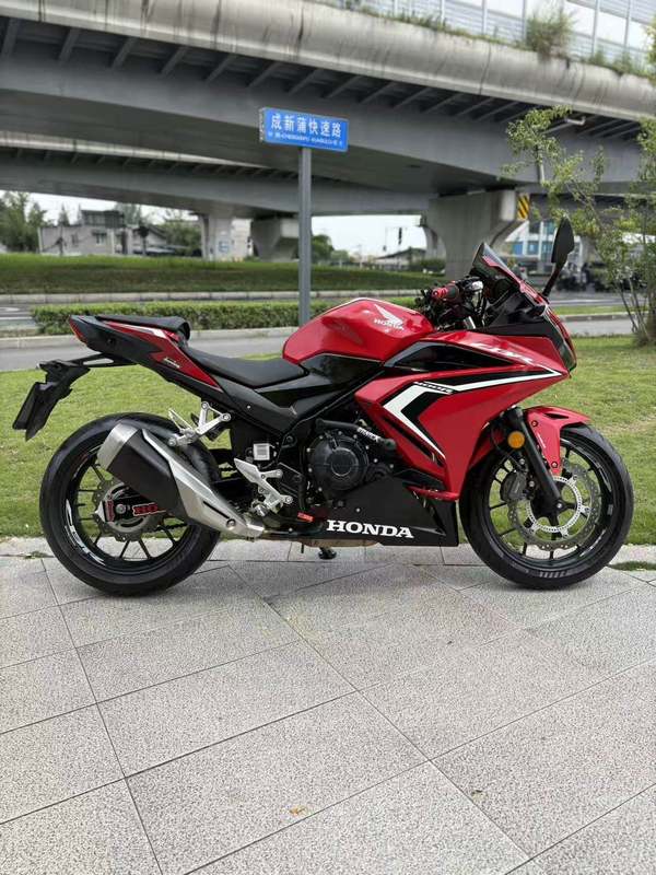 二手本田CBR400R