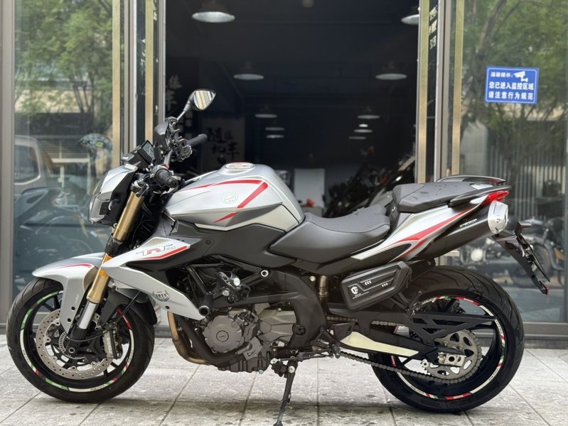 二手贝纳利TNT600i