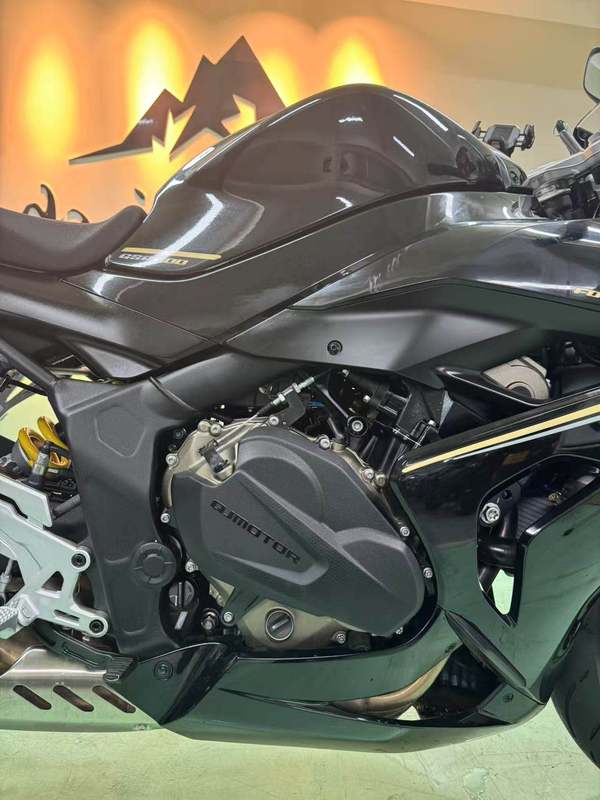 二手QJMOTOR赛800