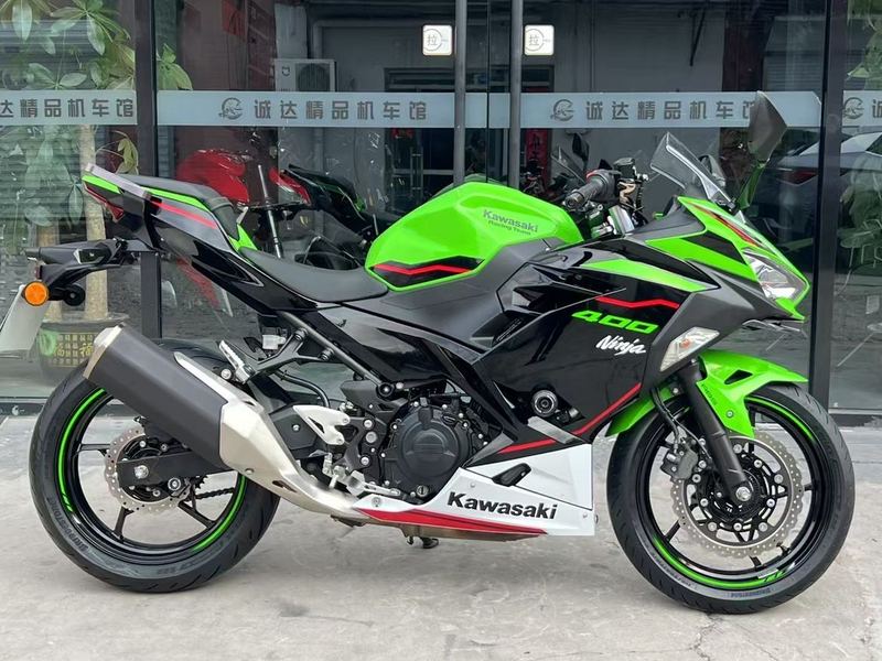 二手川崎Ninja 400