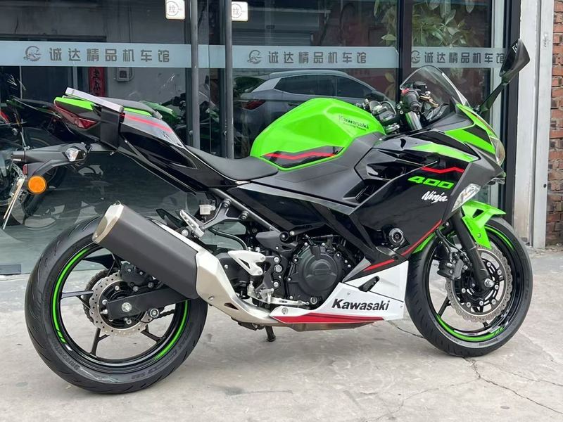 二手川崎Ninja 400