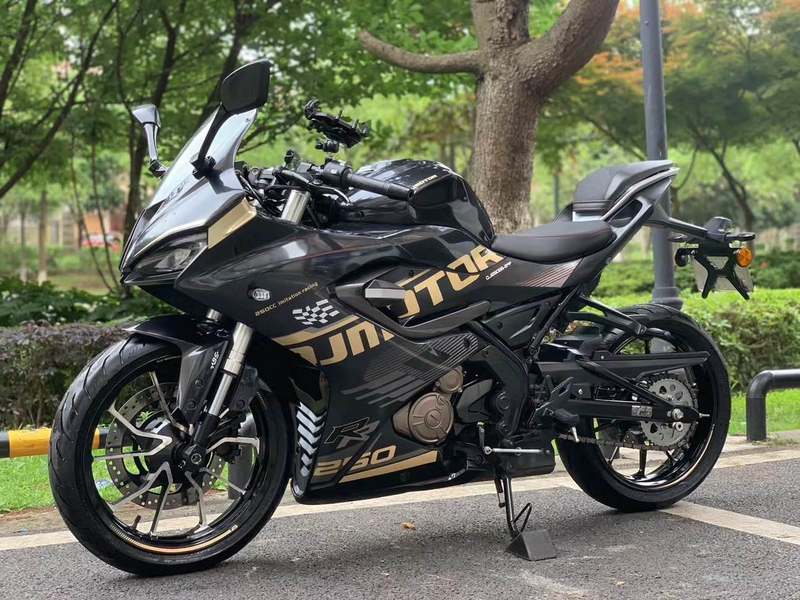 二手QJMOTOR赛250
