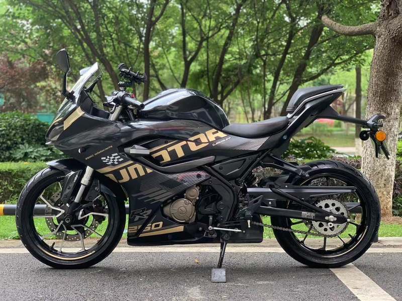 二手QJMOTOR赛250