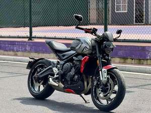 二手凯旋Trident 660