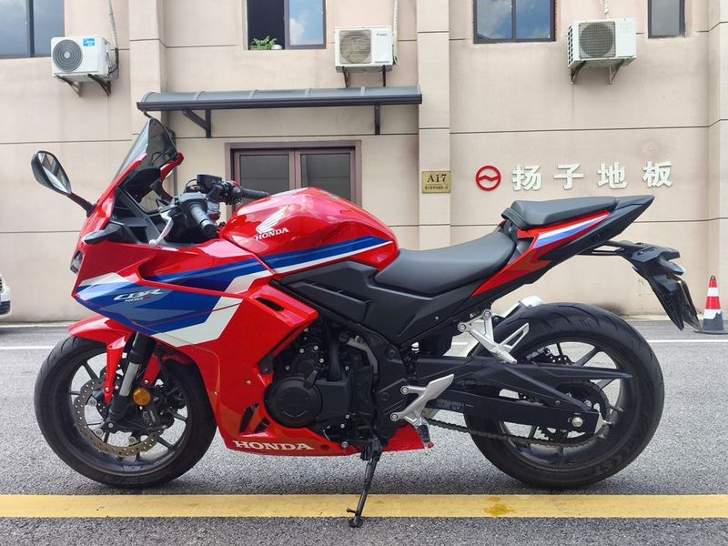 二手本田CBR400R