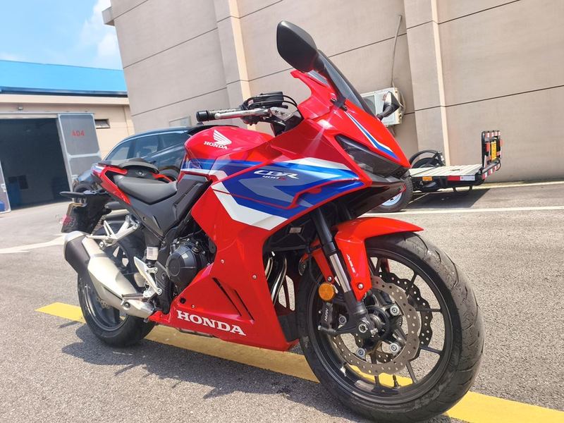 二手本田CBR400R