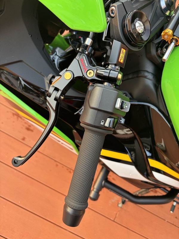 二手川崎Ninja ZX-6R 