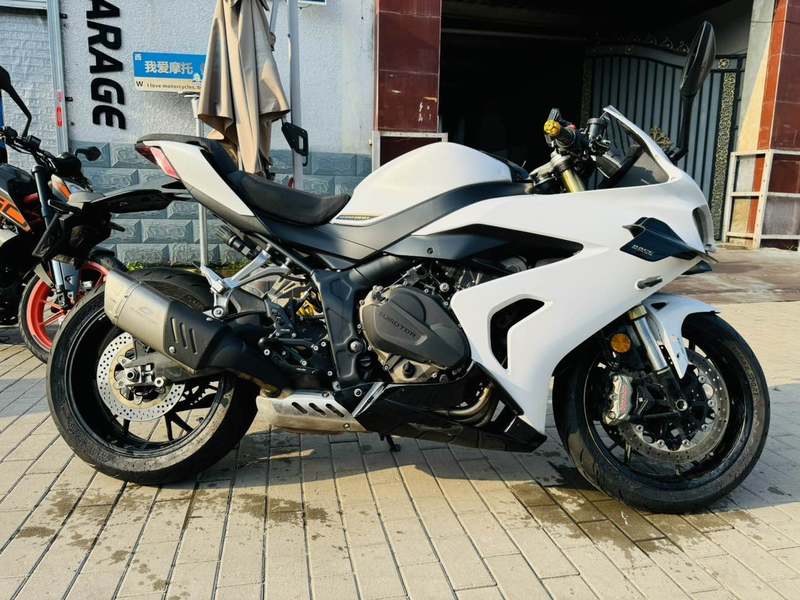 二手QJMOTOR赛800