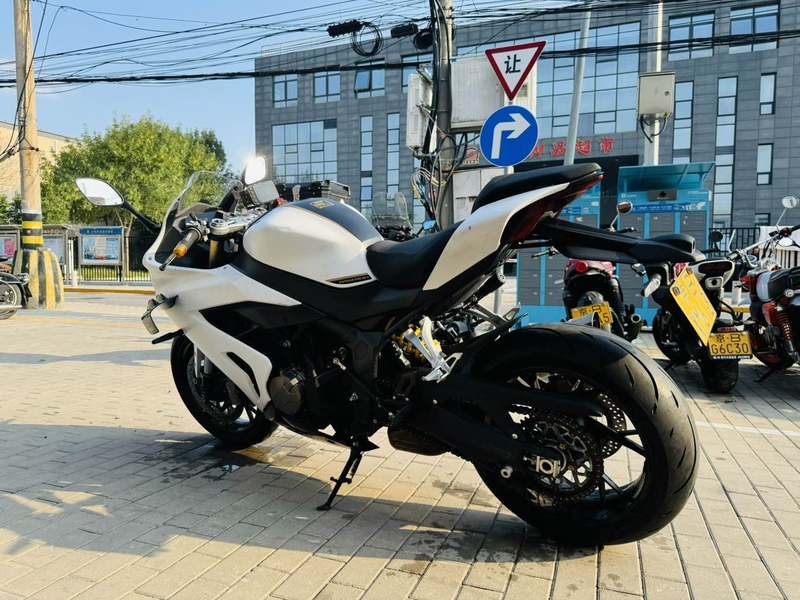 二手QJMOTOR赛800